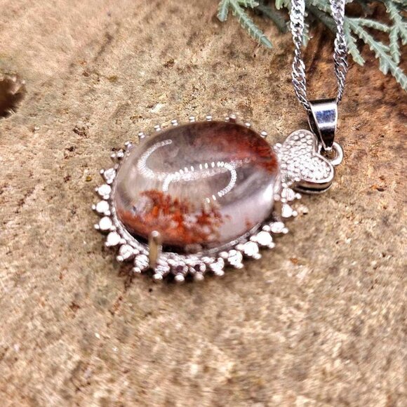 Nature Red Phantom Garden Oval Quartz Big Pendant Necklace - Picture 6 of 9